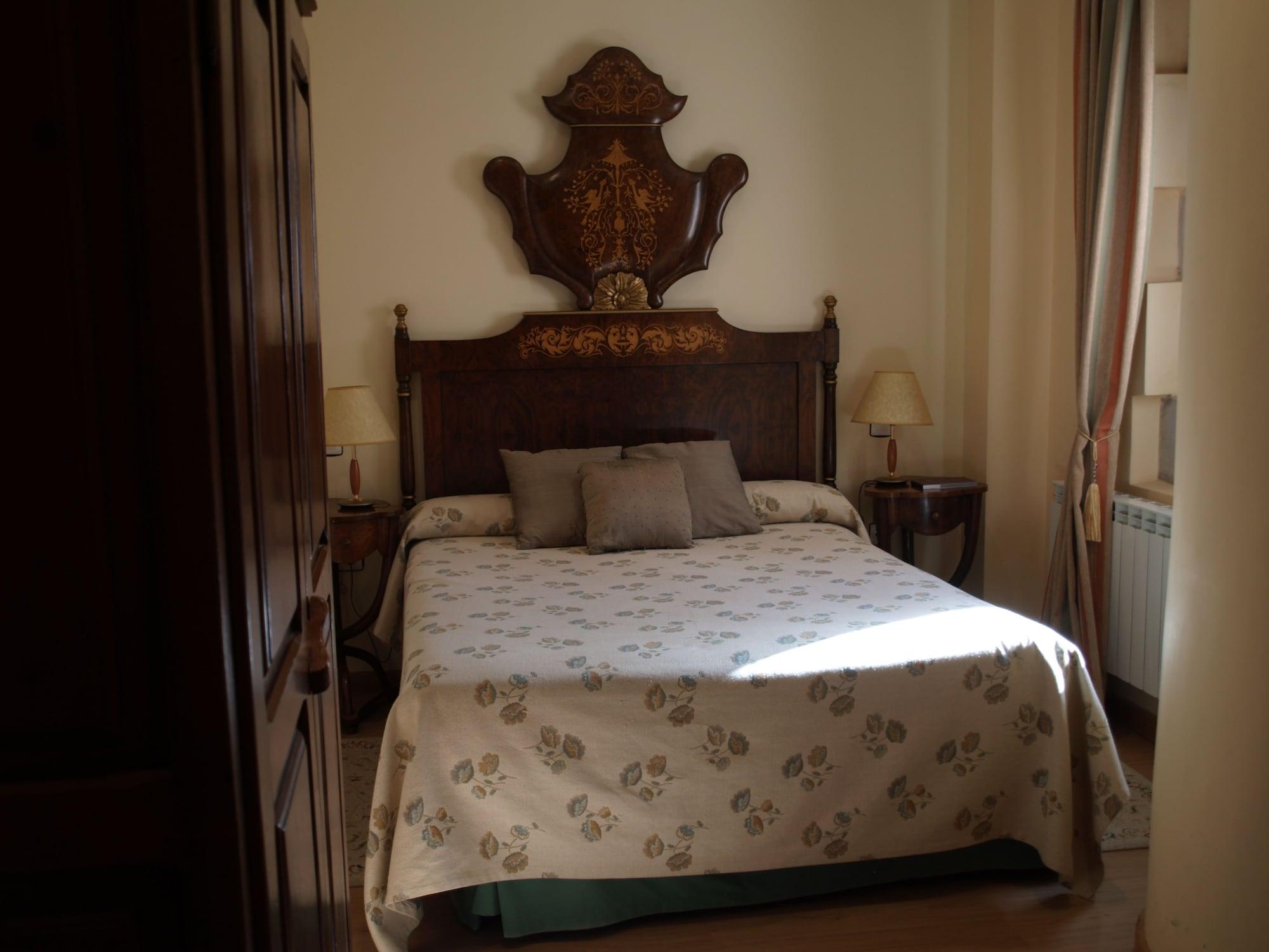 Residencia Real Del Castillo De Curiel Curiel de Duero Luaran gambar