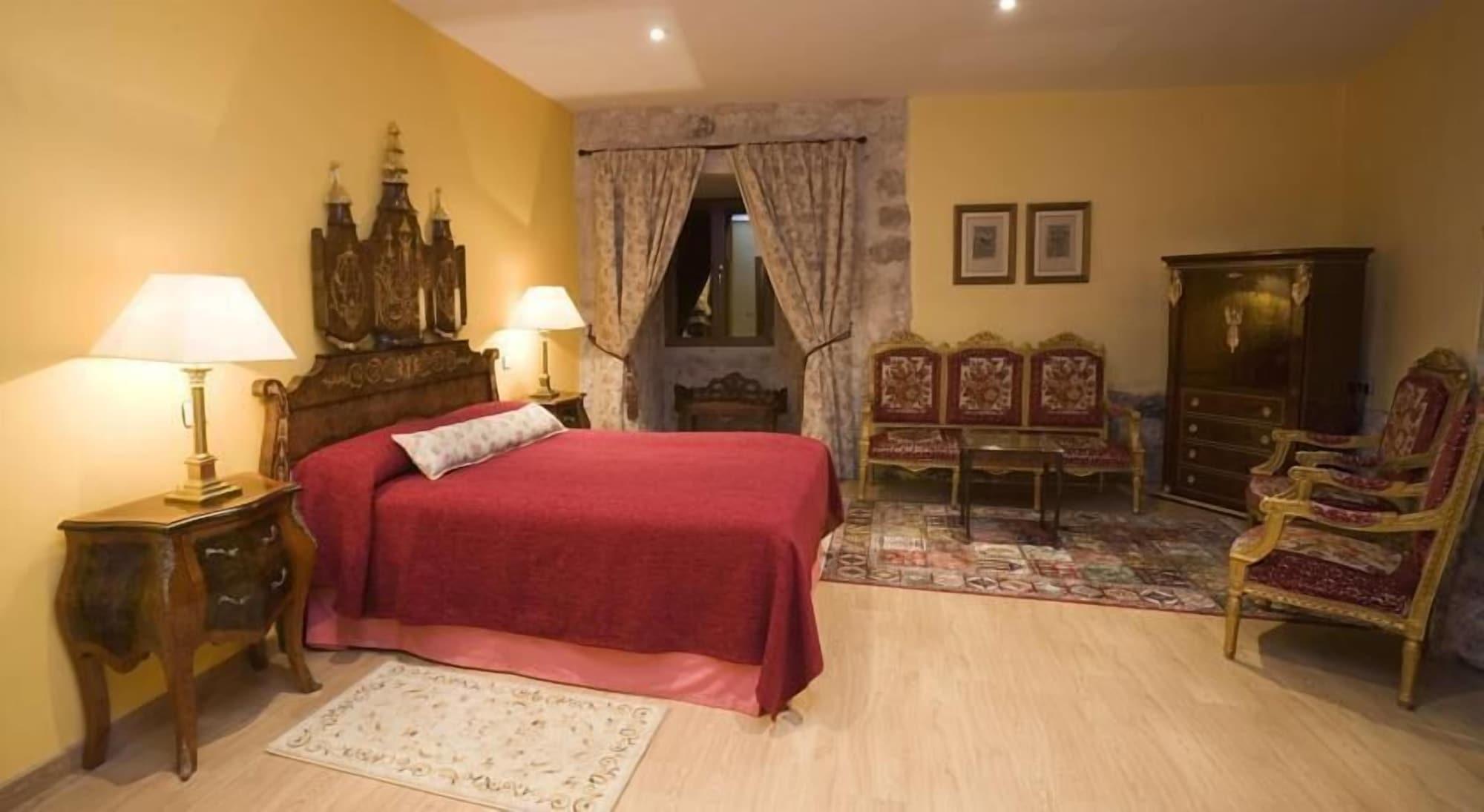 Residencia Real Del Castillo De Curiel Curiel de Duero Luaran gambar