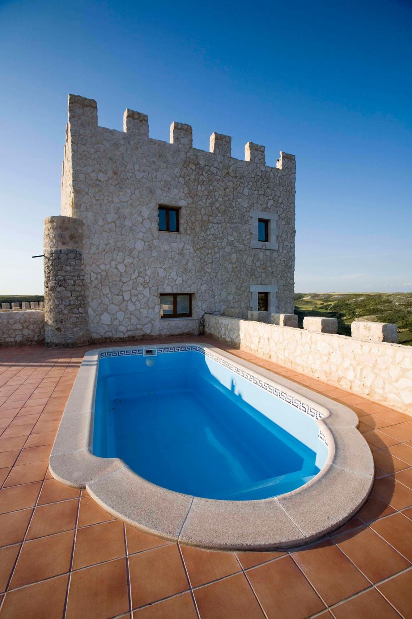 Residencia Real Del Castillo De Curiel Curiel de Duero Luaran gambar